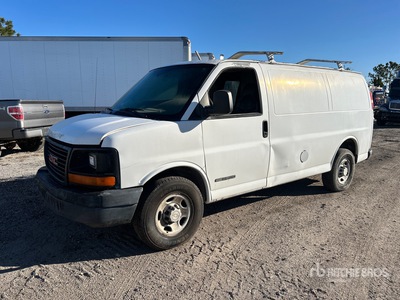 2005 GMC Savana 2500 Cargo Van (Inoperable)
