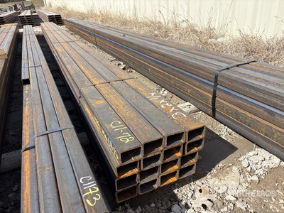 Quantity of (16) 3 in x 2 in x 20 ft x 1/4 in Rectangle Tubing