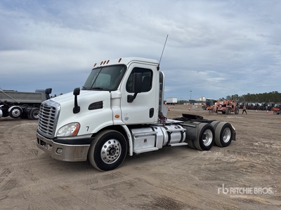 2017 Freightliner Cascadia 113 6x4 T/A Day Cab Truck Tractor