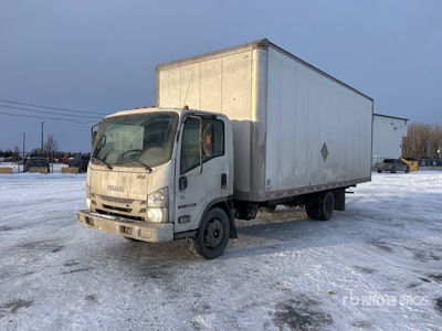 2010 Isuzu NQR 4x2 Camion fourgon