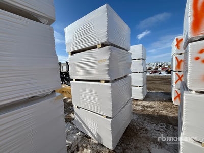 Quantity of (4) Boxes of Insulation معدات بناء متنوعة