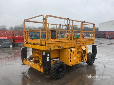 2014 Haulotte H12SDX 4x4 Diesel Podnośnik nożycowy (Inoperable)