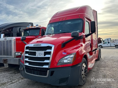 2020 Freightliner Cascadia 126 6x4 T/A Sleeper Truck Tractor (Inoperable)