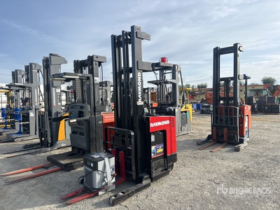 1995 Raymond R30TT 3000 lb Order Picker