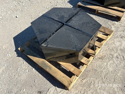 Quantity of (2) Skrzynka narzędziowa