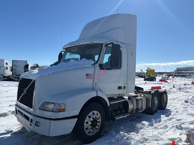 2016 Volvo VNM 6x4 T/A Day Cab Truck Tractor