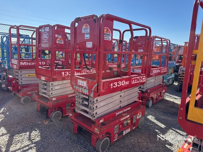 2017 MEC 1330SE Electric Scissor Lift