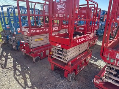 2018 MEC 1330SE Electric Scissor Lift