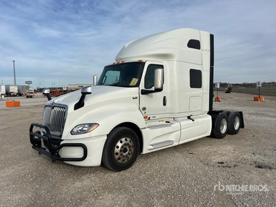 2022 International LT625 6x4 تراكتور شاحنة كابينة النوم (ثنائية المحور)