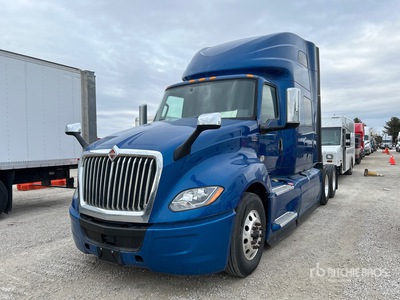 2022 International LT625 6x4 Tracteur routier couchette