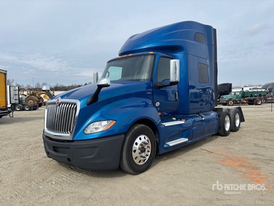 2022 International LT625 6x4 T/A Sleeper Truck Tractor