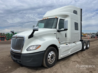 2022 International LT625 6x4 T/A Sleeper Truck Tractor