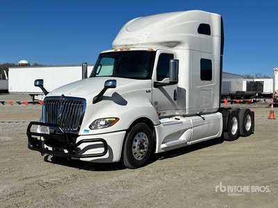 2022 International LT625 6x4 T/A Sleeper Truck Tractor