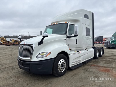 2022 International LT625 6x4 T/A Sleeper Truck Tractor