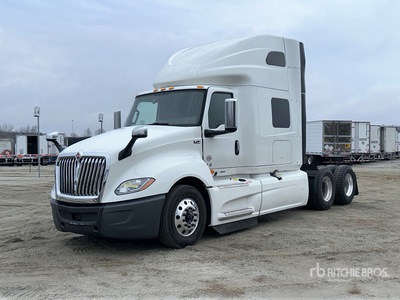2022 International LT625 6x4 T/A Sleeper Truck Tractor