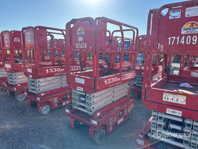 2017 MEC 1330SE Electric Scissor Lift