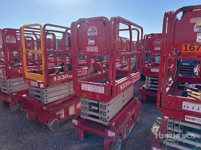 2018 MEC 1330SE Electric Scissor Lift