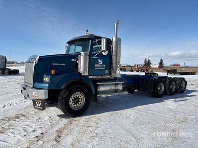 2005 Western Star 4900 8x6 Tri/A Day Cab Truck Tractor