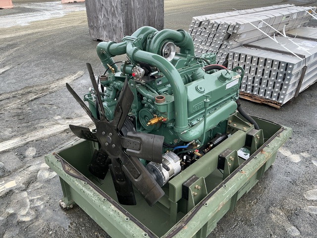 Detroit Diesel 8V92TA Turbo Diesel Engine w/Shipping Container