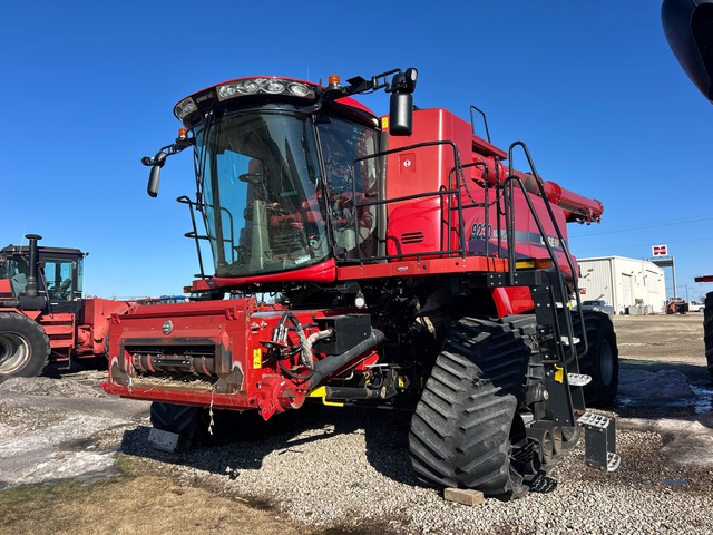2012 Case IH 9230 4x4 Combine Harvester 2012 Case IH 9230 4x4 Combine Harvester