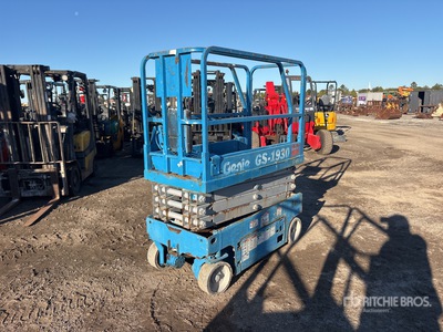 2014 Genie GS-1930 Electric Scissor Lift