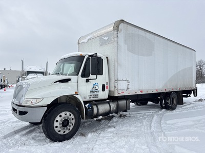 2018 International 4300 4x2 Moving Van Truck