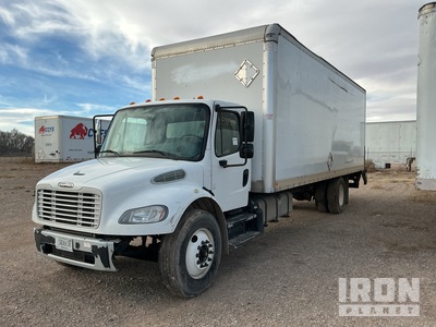 2016 Freightliner Cascadia 26'L x 96"W x 103"H Tri/A Day Cab Truck Tractor