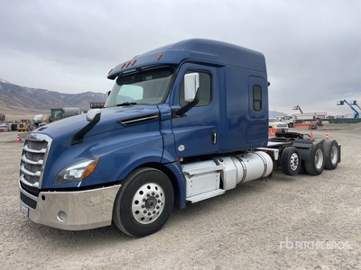 2019 Freightliner Cascadia 126 8x4 Tri/A Sleeper Truck Tractor