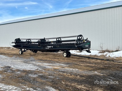 2017 MacDon FD75-D 45 ft Flex Draper رأس الحصادة المجمعة