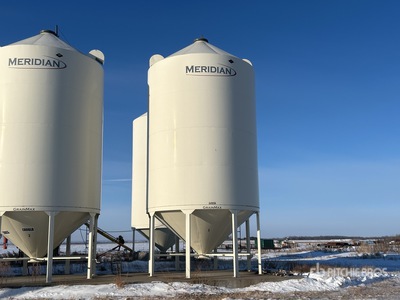 2010 Meridian GrainMax GM4000 Smooth Wall Hopper Grain Bin