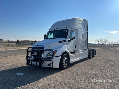 2021 Freightliner Cascadia 126 6x4 T/A Sleeper Truck Tractor