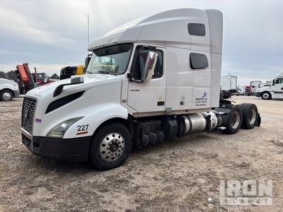 2019 Volvo VNL760 6x4 تراكتور شاحنة كابينة النوم (ثنائية المحور)
