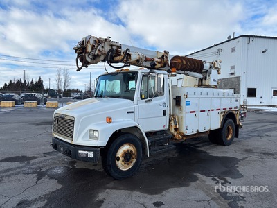 Altec D945 TR on 2000 Freightliner FL 80 4x2 Digger Derrick Truck