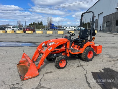 2015 Kubota BX2670 4WD جرار متعدد الاستخدامات