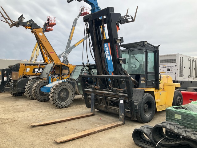 2017 (unverified) Hyster H250XL 25300 lb Pneumatic Tire Forklift
