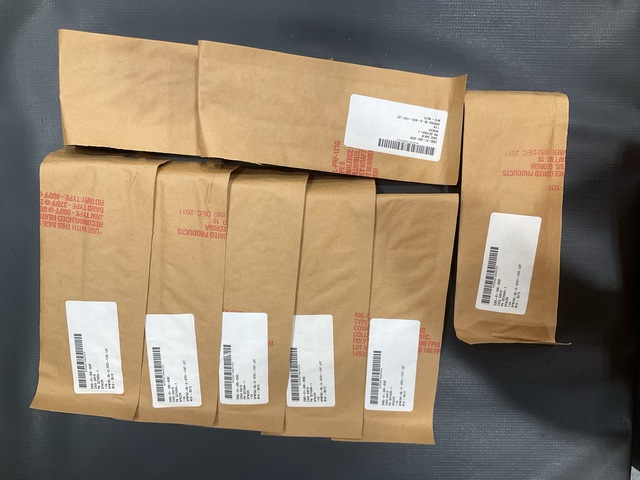 (8) Raytheon G274304-1 Spacers