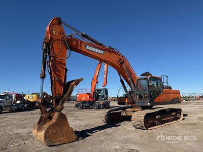2018 Doosan DX350LC-5 Tracked Excavator