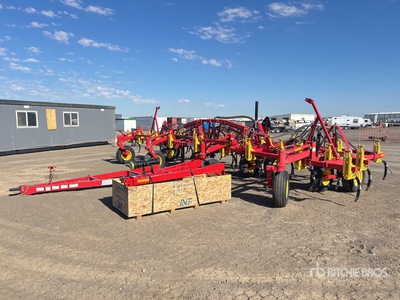 Bourgault 8910 9.1 m Tow-Behind Air Drill (Unused)