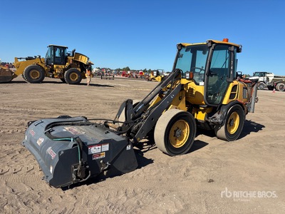 2012 Volvo L25F Wheel Loader