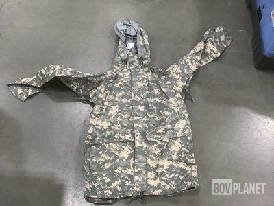 (50) Cold Weather Parkas