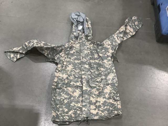 (50) Cold Weather Parkas