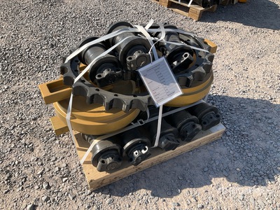 2025 SDCH SDCH-08TR Lote de Rodamientos y Segmentos de Piñon para Excavadora (Sin Usar) / Sprokets and Track Rollers - Fits Cat 320 (Unused)