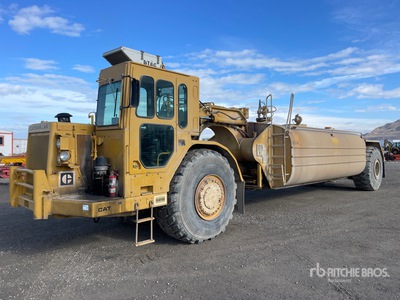 1984 Cat 621B 8000 Gal Water Wagon