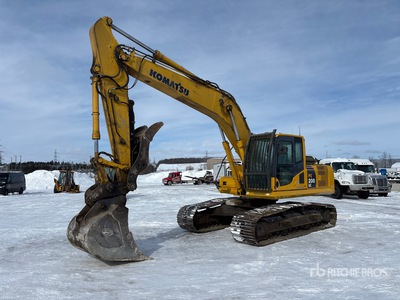 2016 Komatsu PC200LC-8 Tracked Excavator