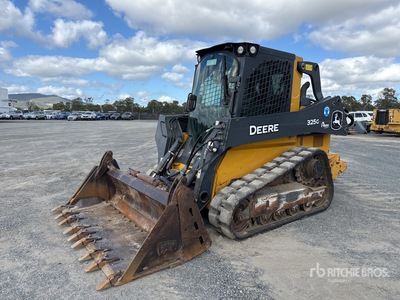 2021 John Deere 325G Two-Speed Compact Track Loader