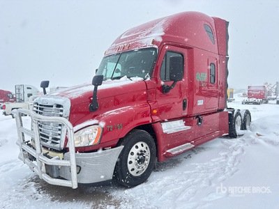 2016 Freightliner Cascadia 125 6x4 3- Achs Sattelzugmaschine mit Schlafkabine