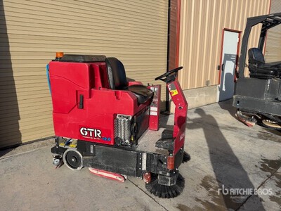 Factory Cat GTR V2 Ride-On Electric Floor Sweeper