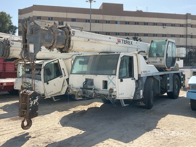 2009 Terex AC40-2 40 ton 4x4x4 All Terrain Crane (Inoperable)