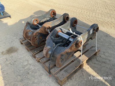 Quantity of (2) Doosan Hydraulic Excavator Coupler