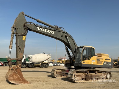 2014 Volvo EC380DL Tracked Excavator
